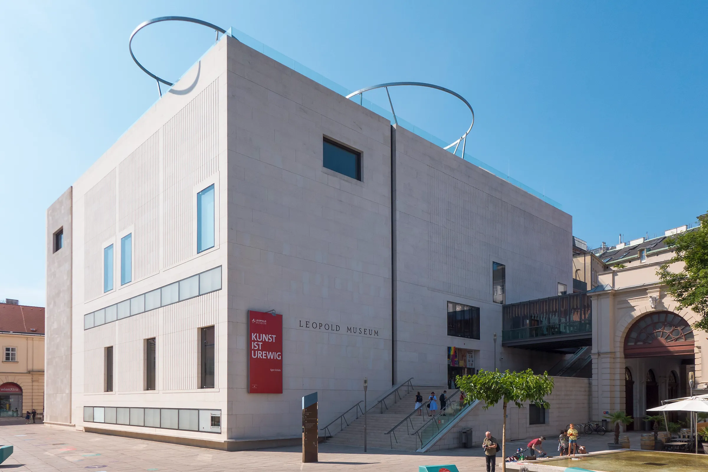 Discover Ukraine: Bit by Bit 1