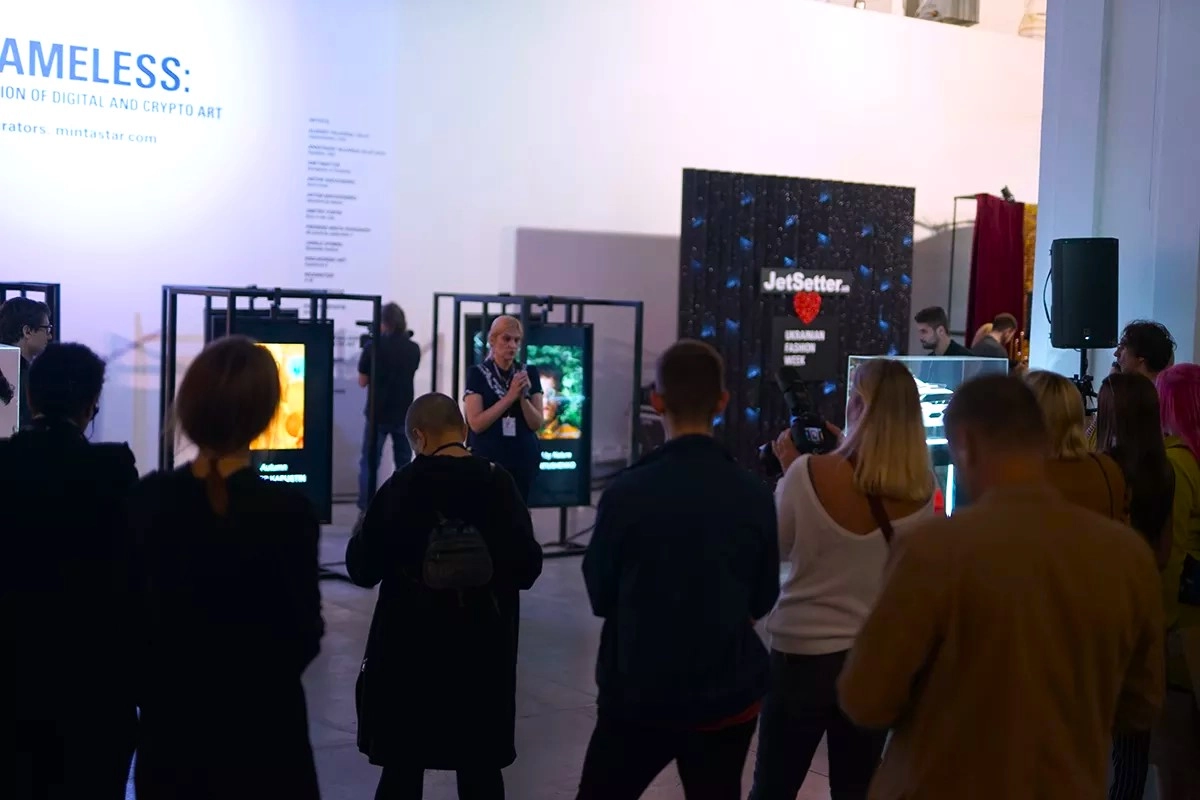 Frameless Exhibition At Ukrainian Fashion Week 1